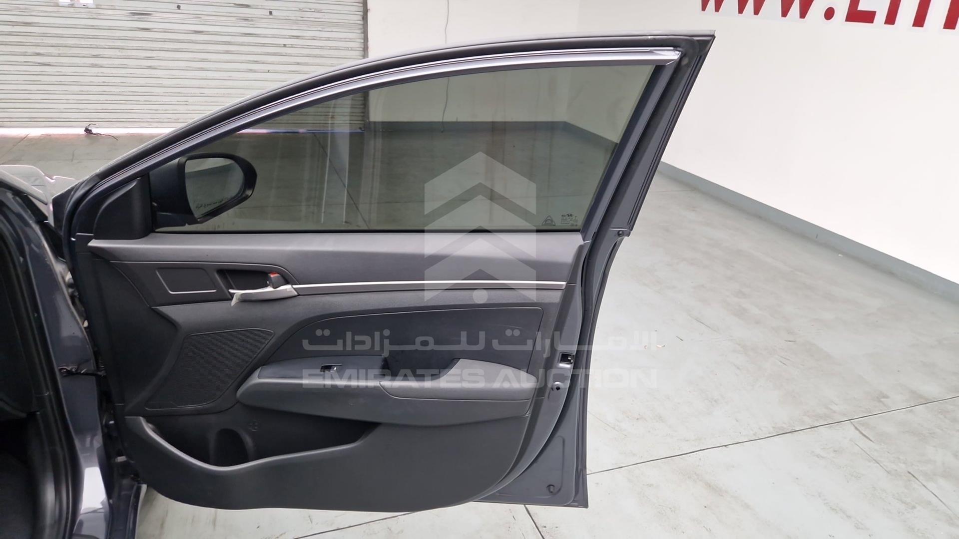 2017 HYUNDAI ELANTRA VIN: KMHD741FXHU202688