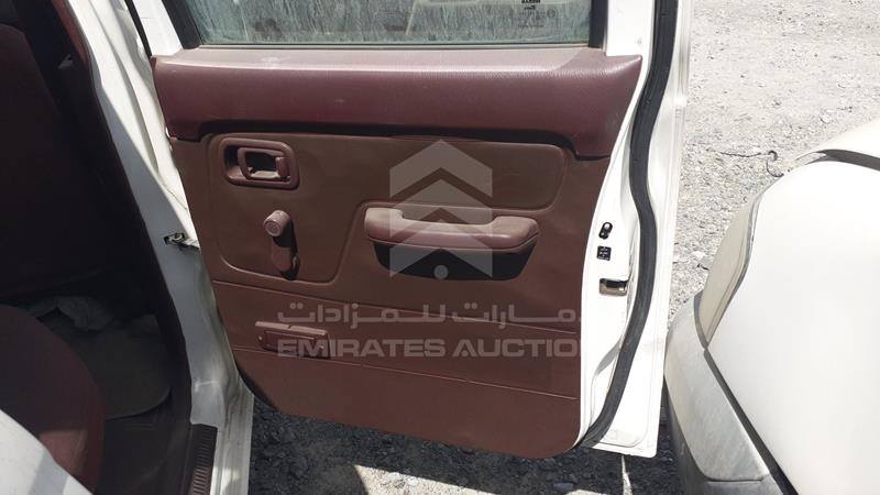 3N6DD23X3FK046463 Auction: EmiratesAuction Lot: 409161 3N6DD23X3FK046463 Nissan Pickup 2015 WHITE Photo 21