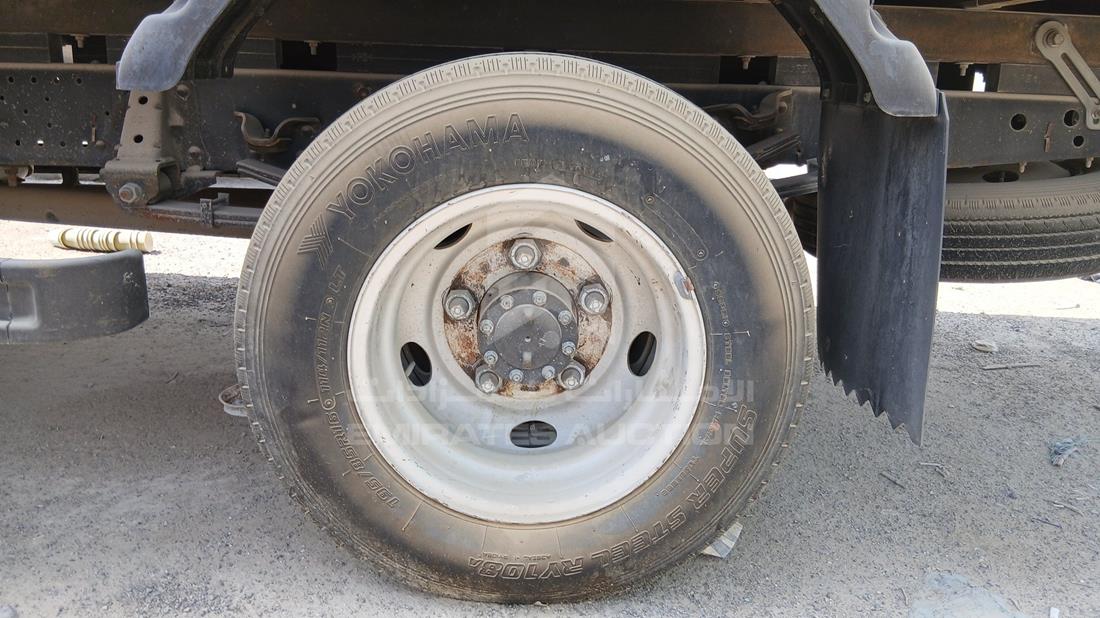 2009 Isuzu Reward NP — Rear Left Tyre — Photo 30