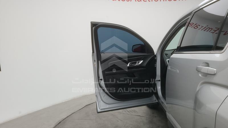 2GKAL8EKXF6303229 Auction: EmiratesAuction Lot: 412016 2GKAL8EKXF6303229 GMC Terrain 2015 SILVER Photo 17