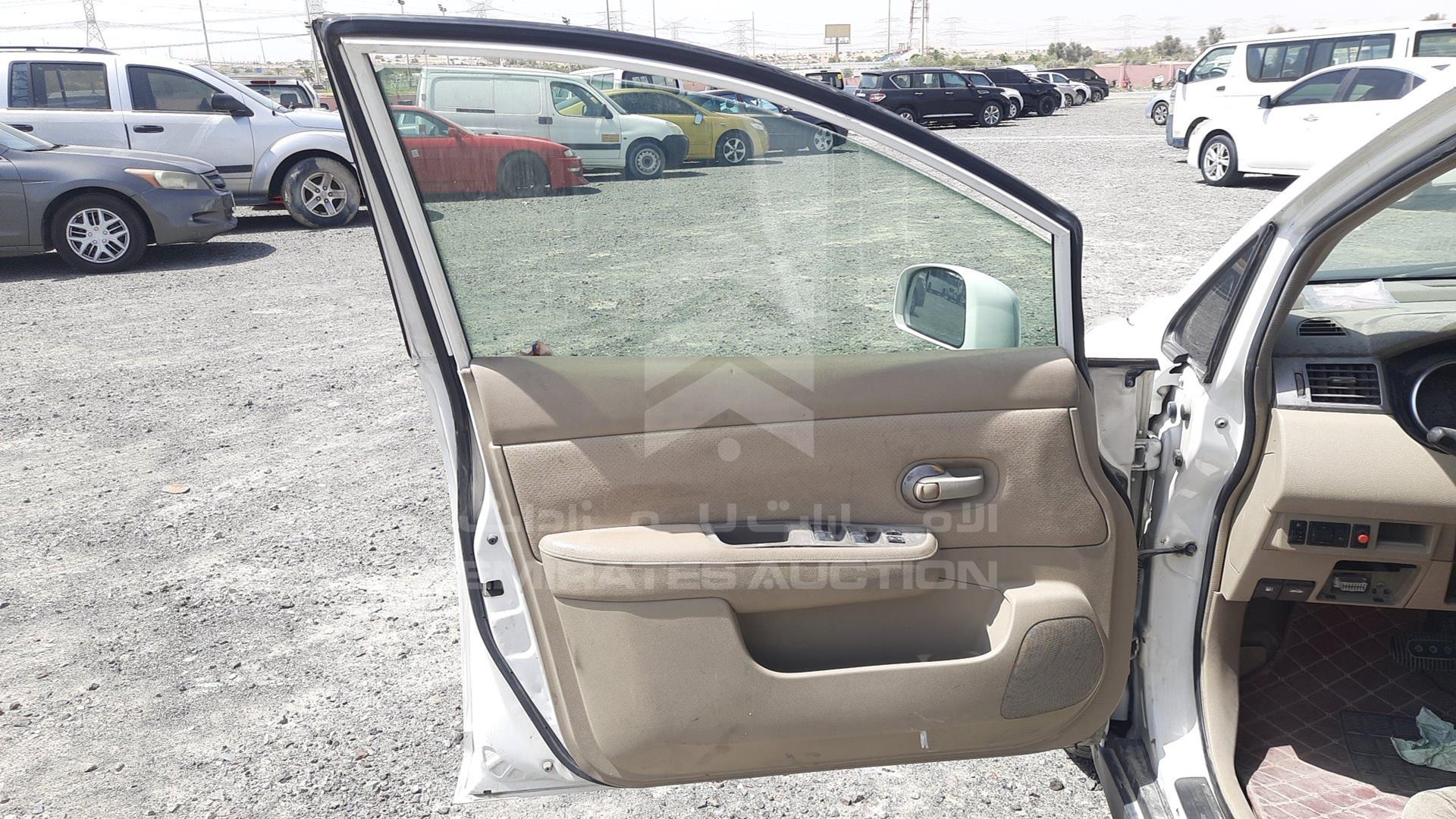 2007 NISSAN TIIDA VIN: JN1CC11C07T010140