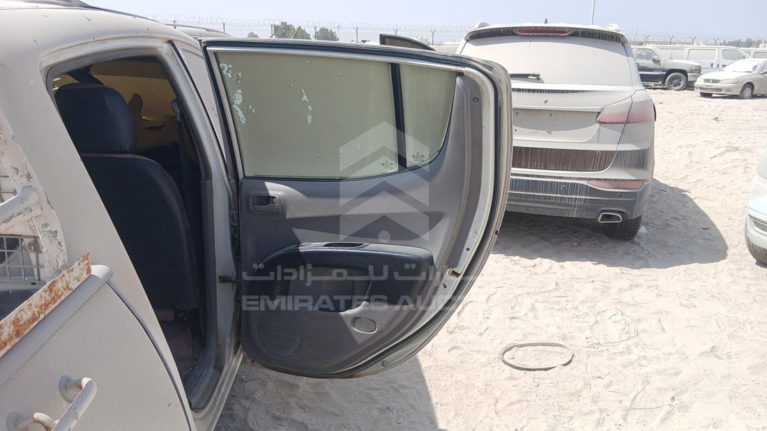 ميتسوبيشي L 200 2008 — الباب الخلفي الأيمن — صورة 22