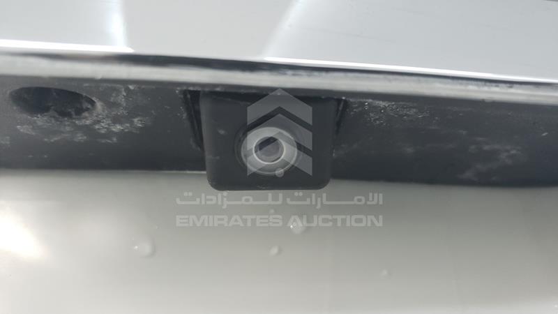 WDDGJ7HB7DG056594 Auction: EmiratesAuction Lot: 428637 WDDGJ7HB7DG056594 Mercedes C 63 AMG 2013 WHITE Photo 26