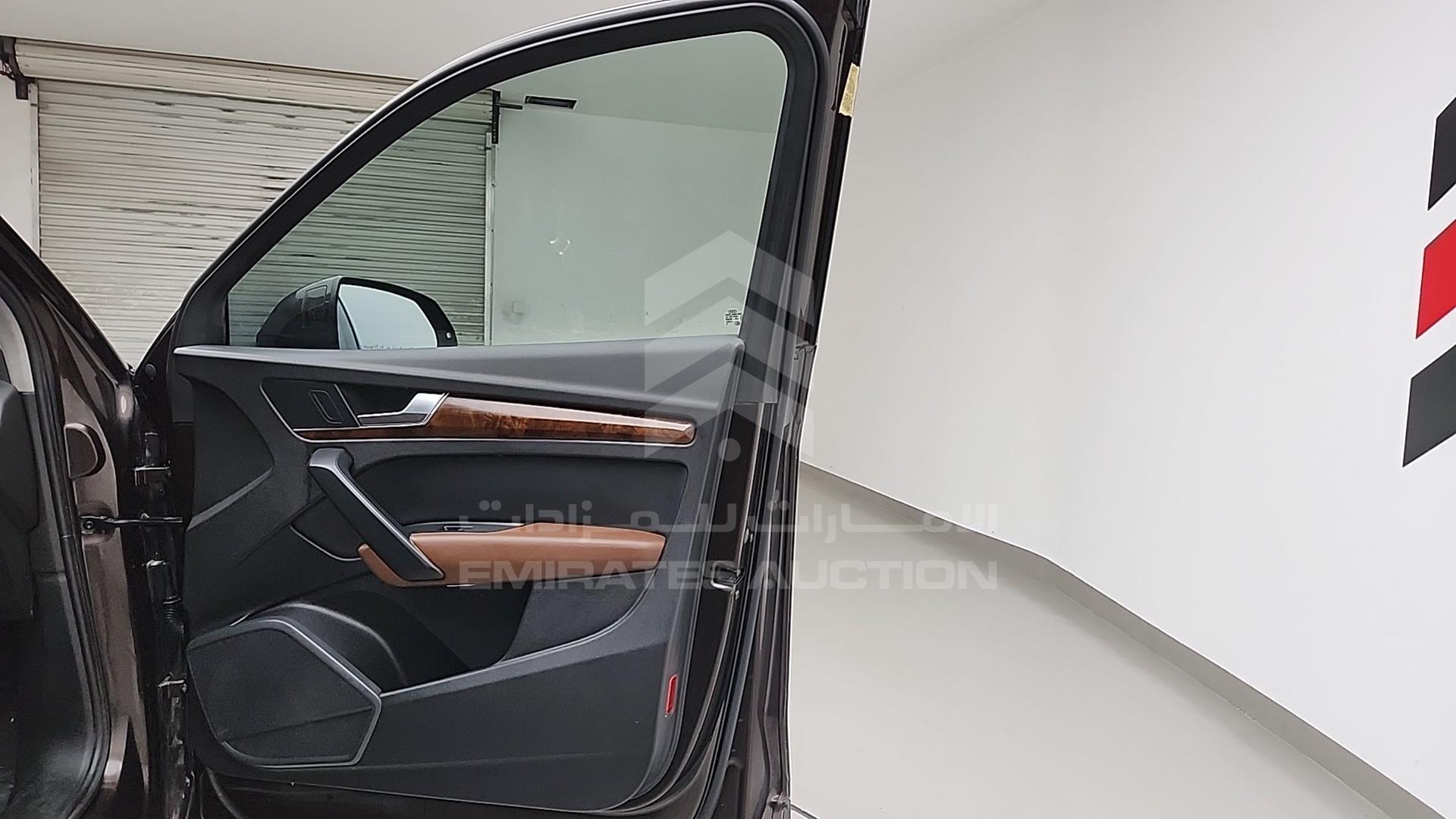 2018 AUDI Q5 VIN: WA1ZZZFY3J2134239