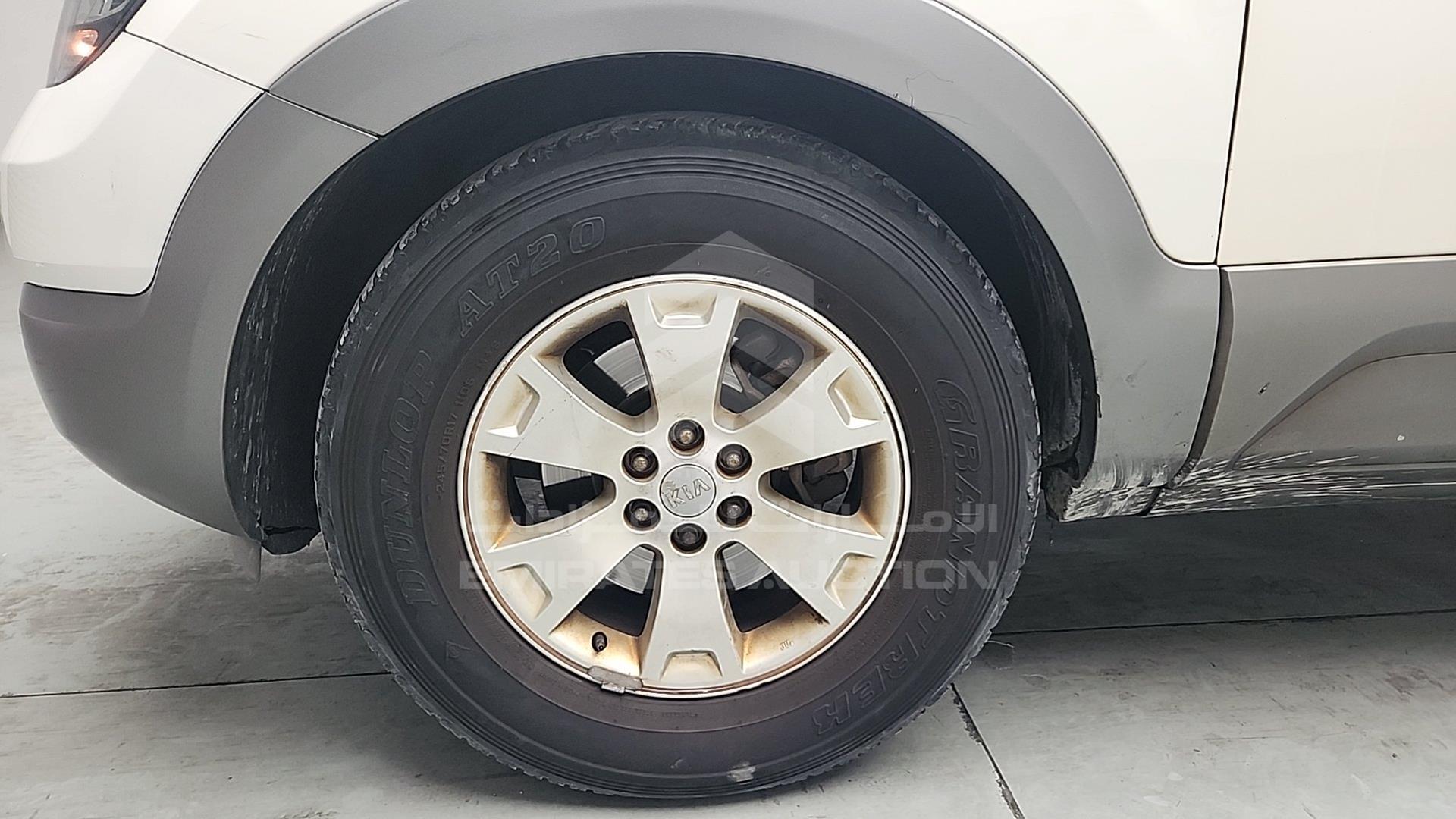 2015 KIA MOHAVE VIN: KNAKM8116F5127685