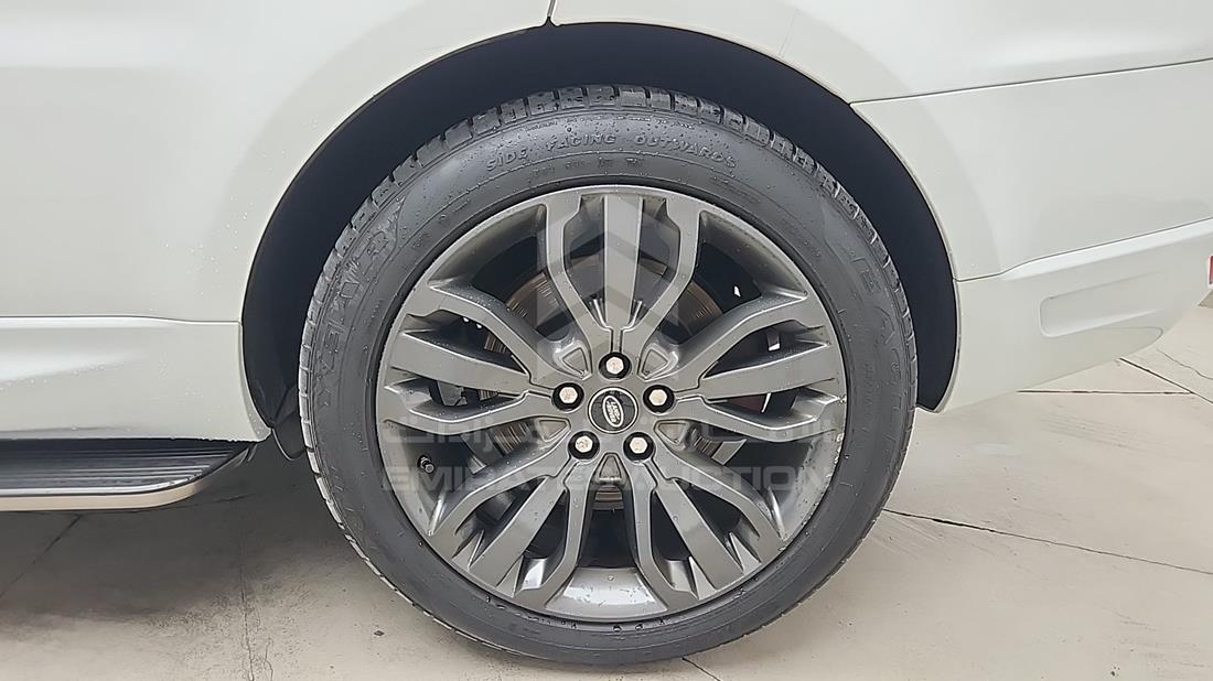 2016 Range Rover Sport — Rear Left Tyre — Photo 36