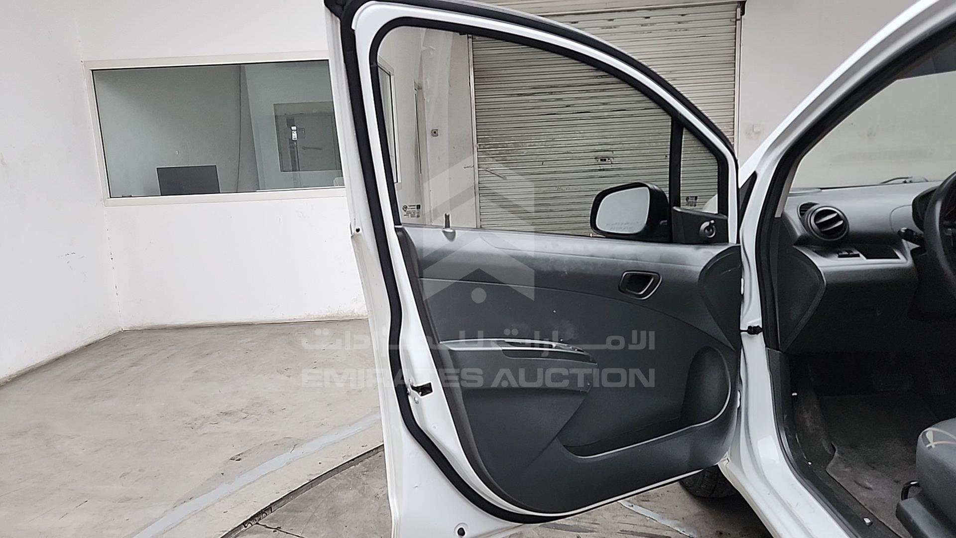 2014 CHEVROLET SPARK VIN: KL1CD6B14EC460575