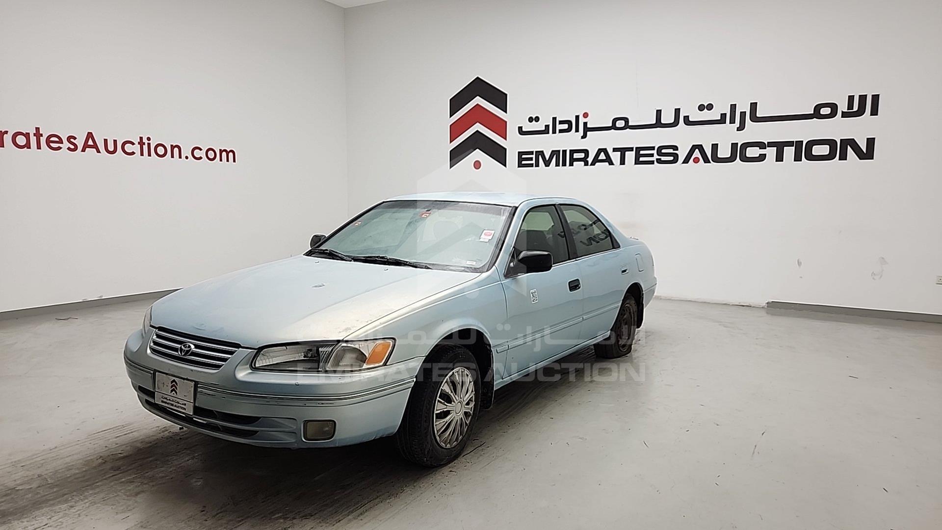 1998 TOYOTA CAMRY VIN: JT2BG22KXW0157695