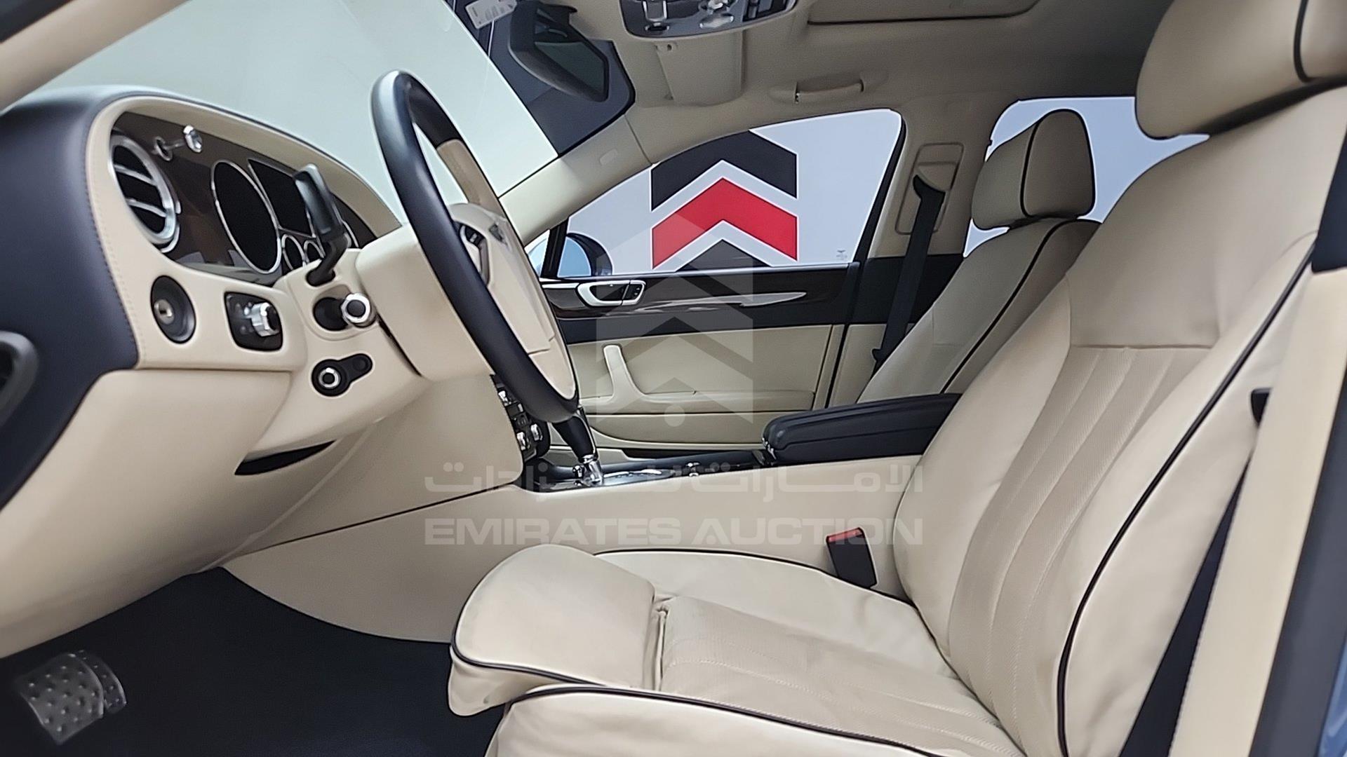 2012 BENTLEY FLYING SPUR VIN: SCBBE53W1CC072662