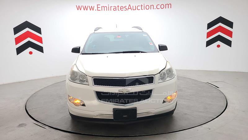 1GNKR8ED9CJ235432 Auction: EmiratesAuction Lot: 413741 1GNKR8ED9CJ235432 Chevrolet Traverse 2012 WHITE Photo 43