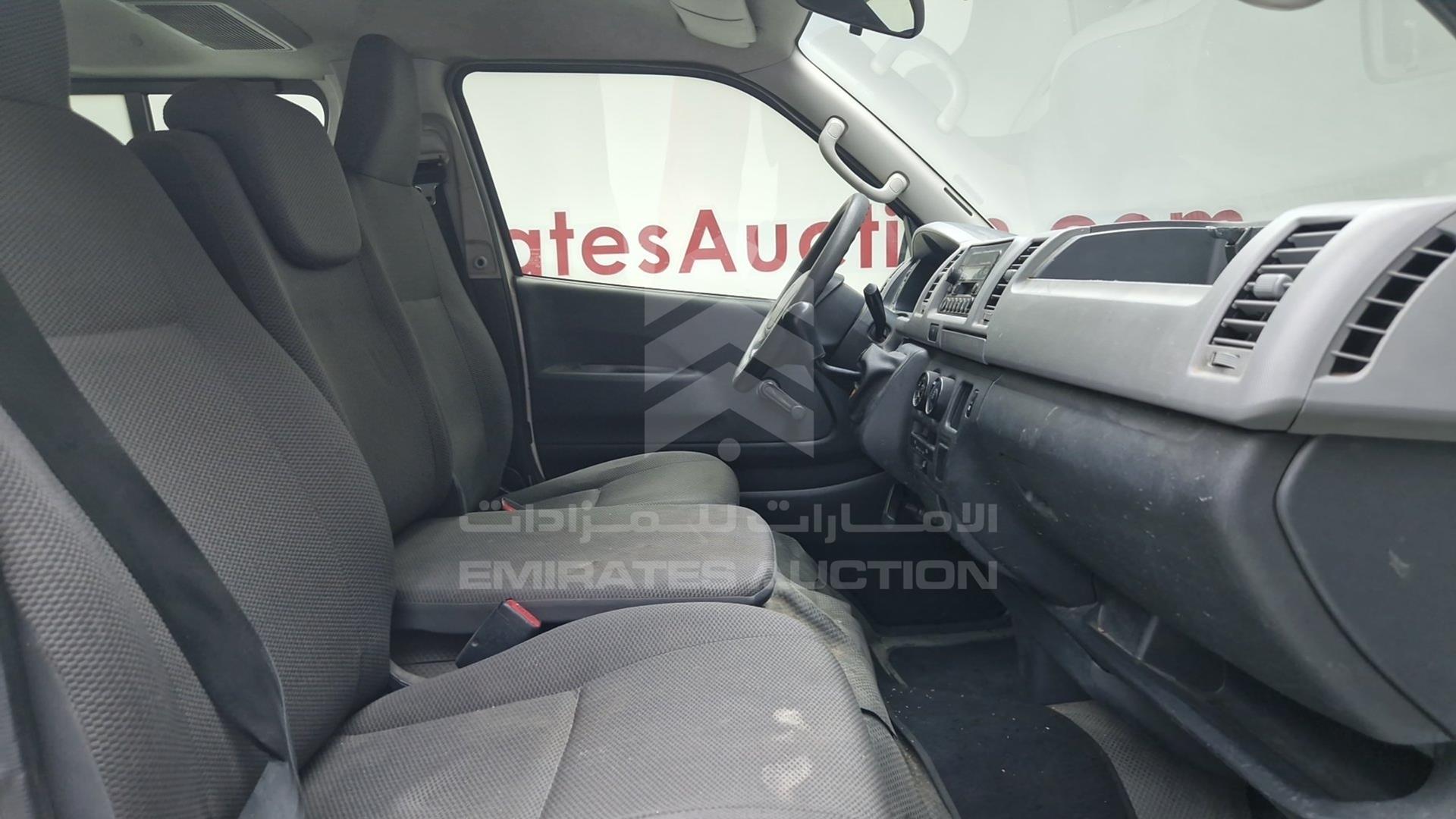 2011 TOYOTA HIACE VIN: JTGJX02P3B0039391