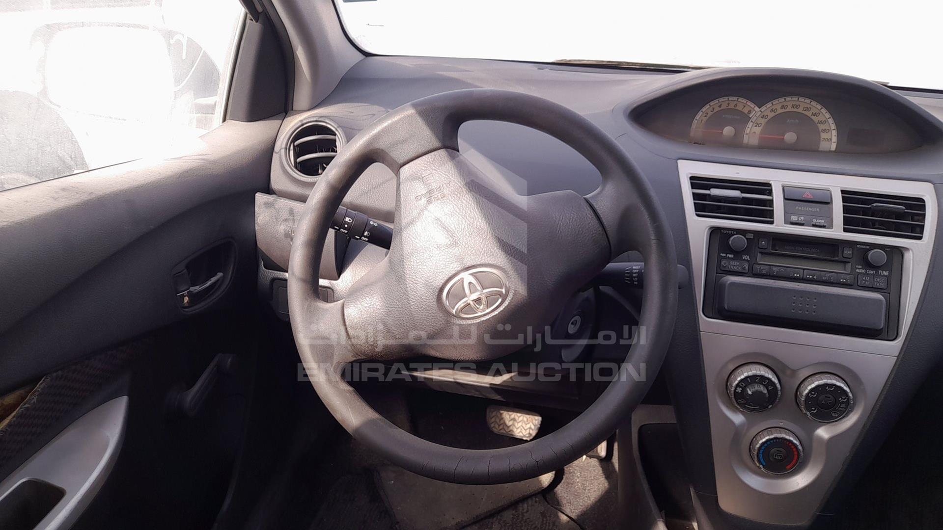 2007 TOYOTA YARIS VIN: JTDBW923671076796