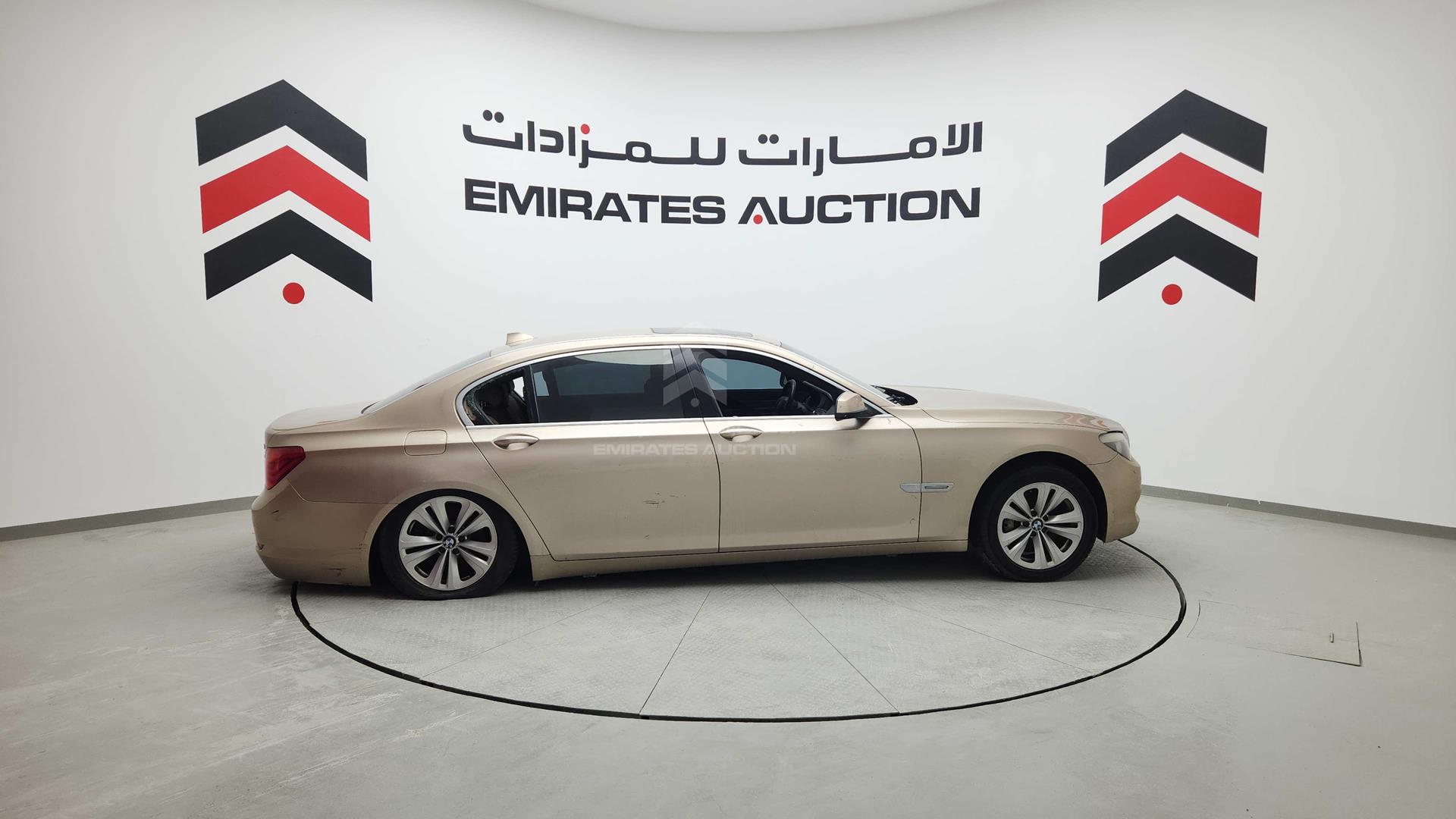 2011 BMW 740 LI VIN: WBAKB2109BC676829