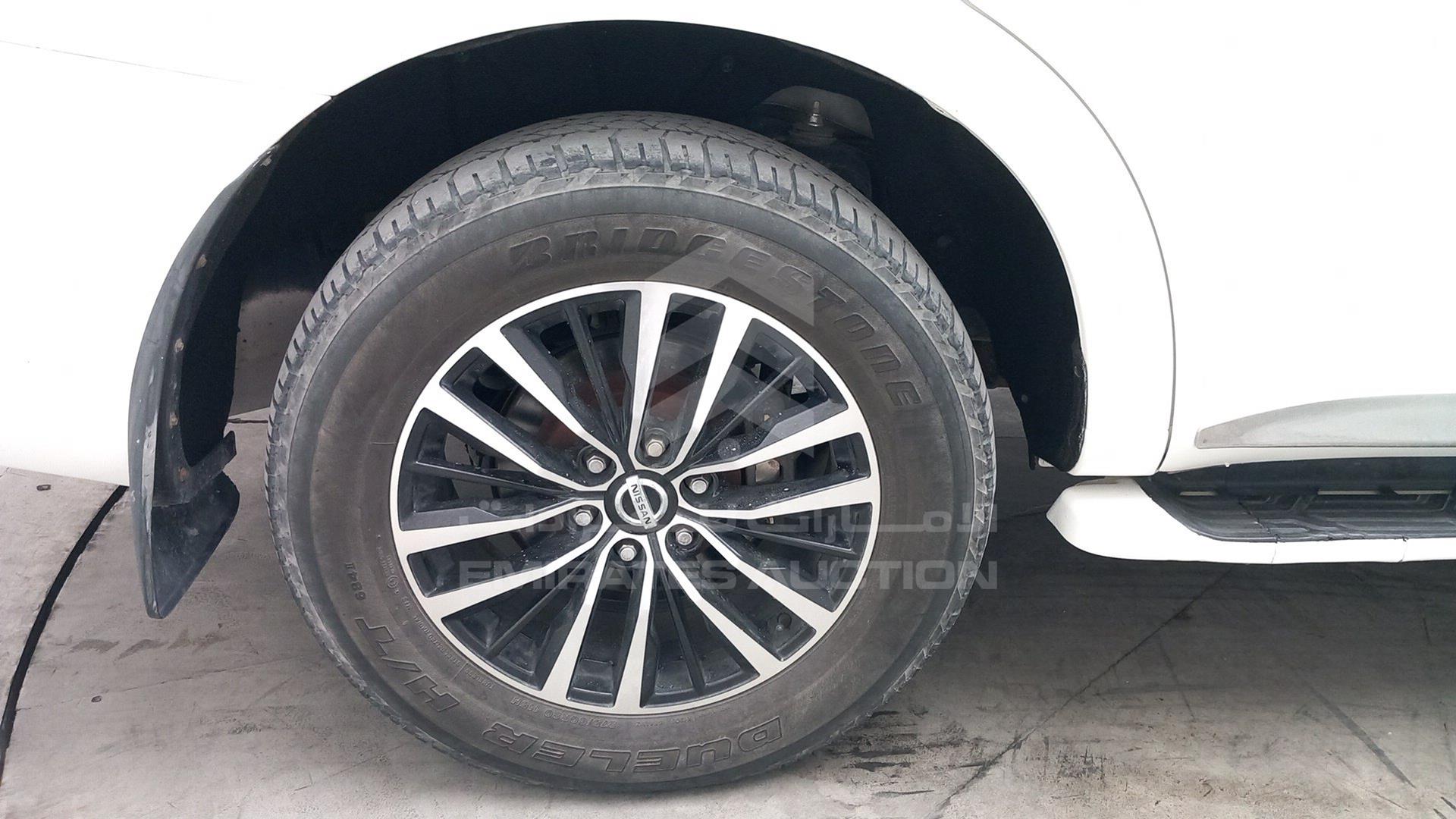 2011 NISSAN PATROL VIN: JN8AY25YXB9013588