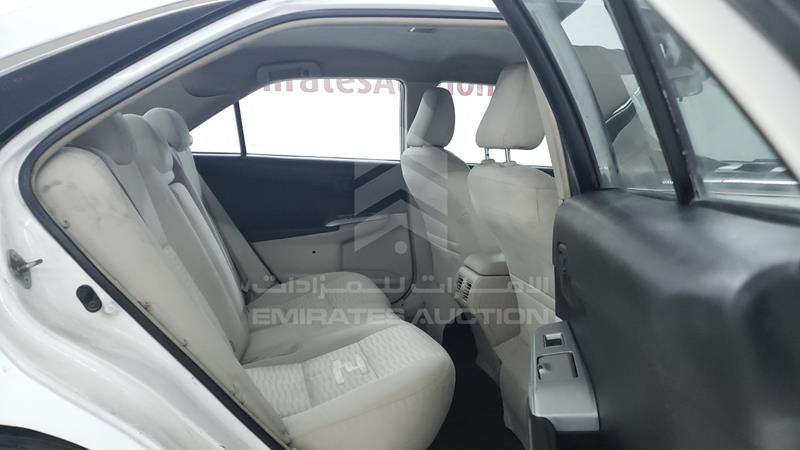 6T1BF9FK6HX692658 Auction: EmiratesAuction Lot: 436635 6T1BF9FK6HX692658 Toyota Camry 2017 WHITE Photo 22