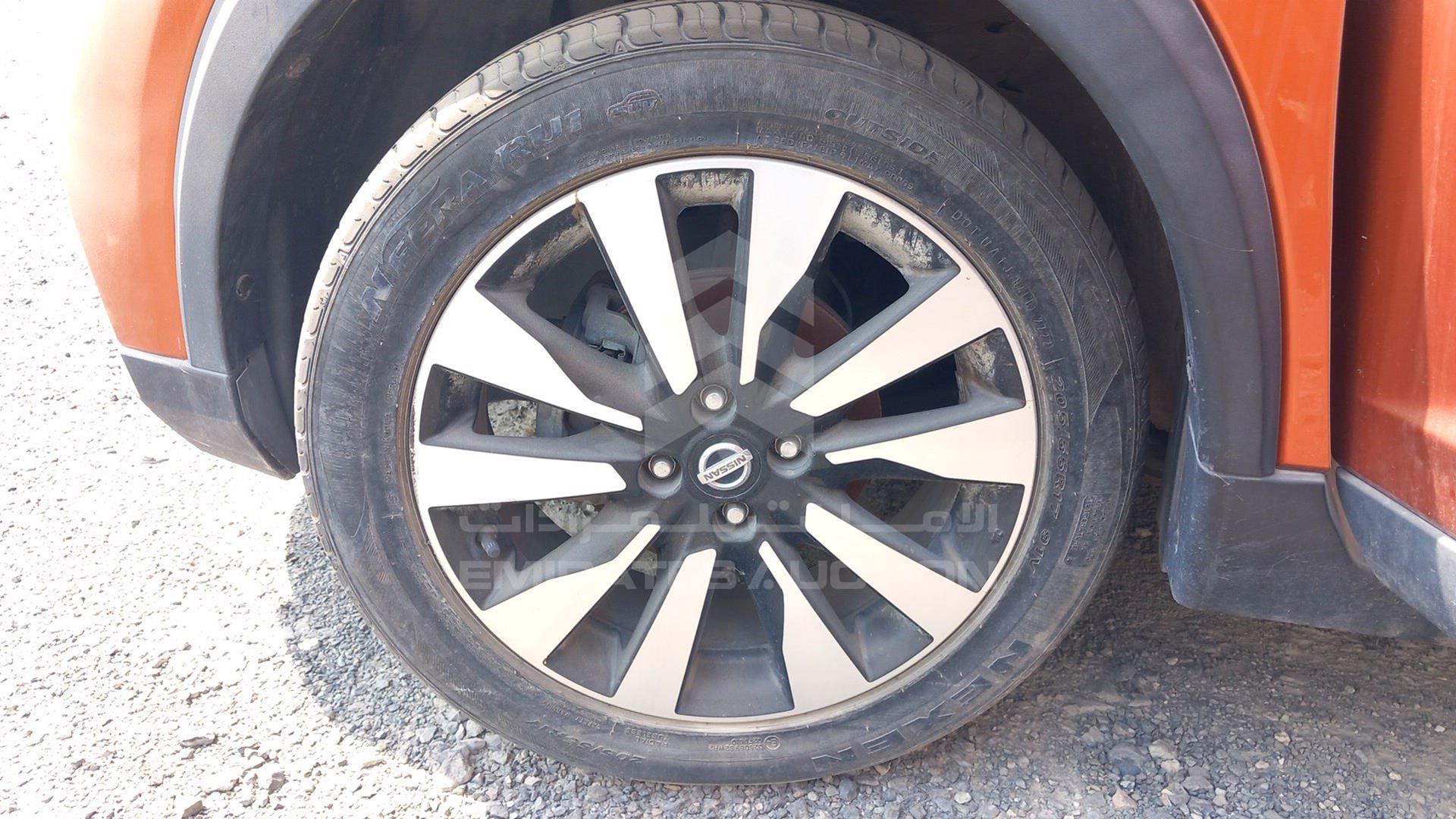 2017 NISSAN KICKS VIN: 3N1CP5CP4HL497733