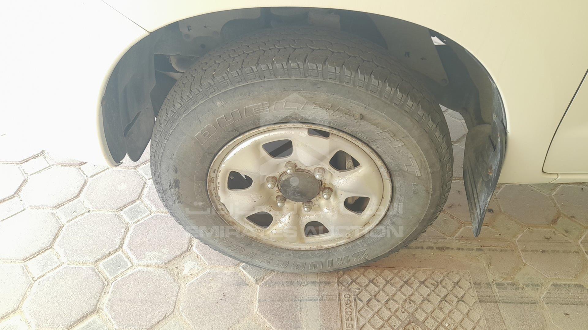 2013 TOYOTA HILUX VIN: MR0FX22G0D1362343