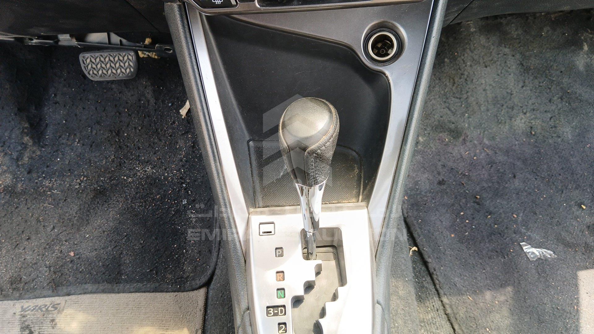 2015 TOYOTA YARIS VIN: MR2KW9F38F1079121