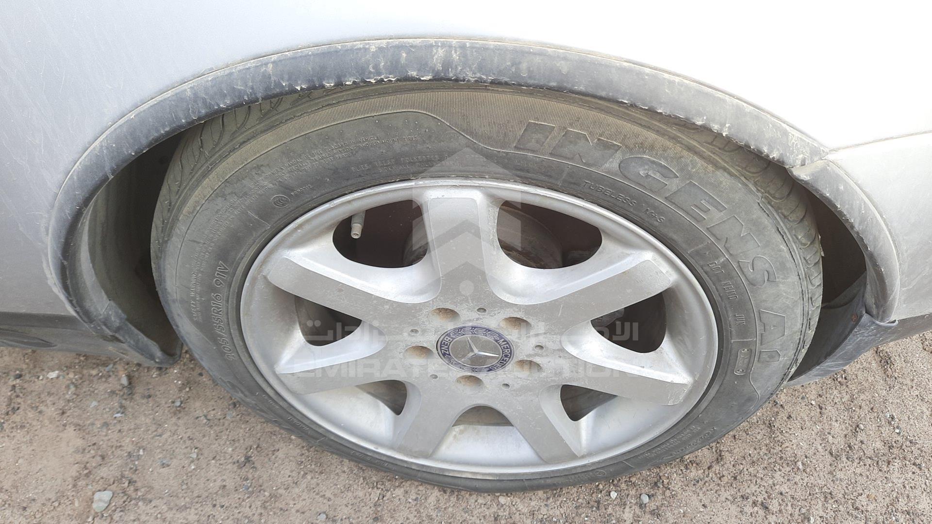2000 MERCEDES SLK230 VIN: WDB1704471F164494