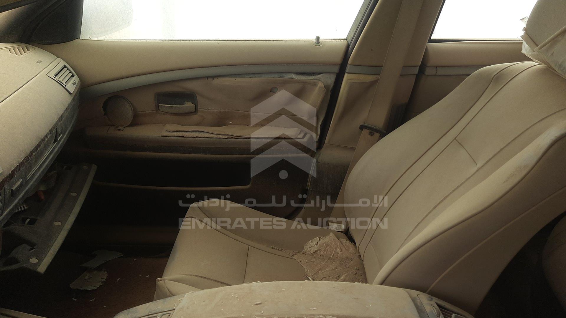 2006 BMW 730 VIN: WBAHN21086DS82689