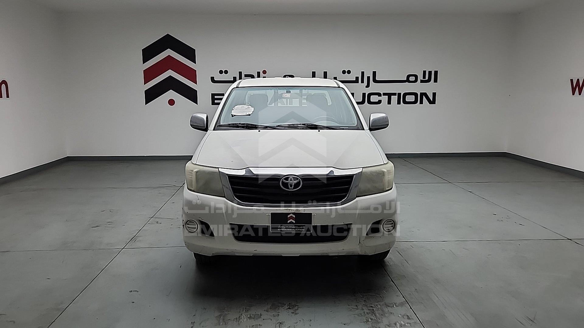 2014 TOYOTA HILUX VIN: MR0EX12G4E2349869