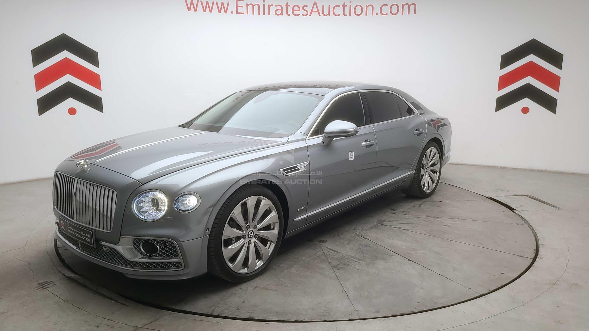 2020 BENTLEY FLYING SPUR VIN: SCBBA5ZG1LC083009