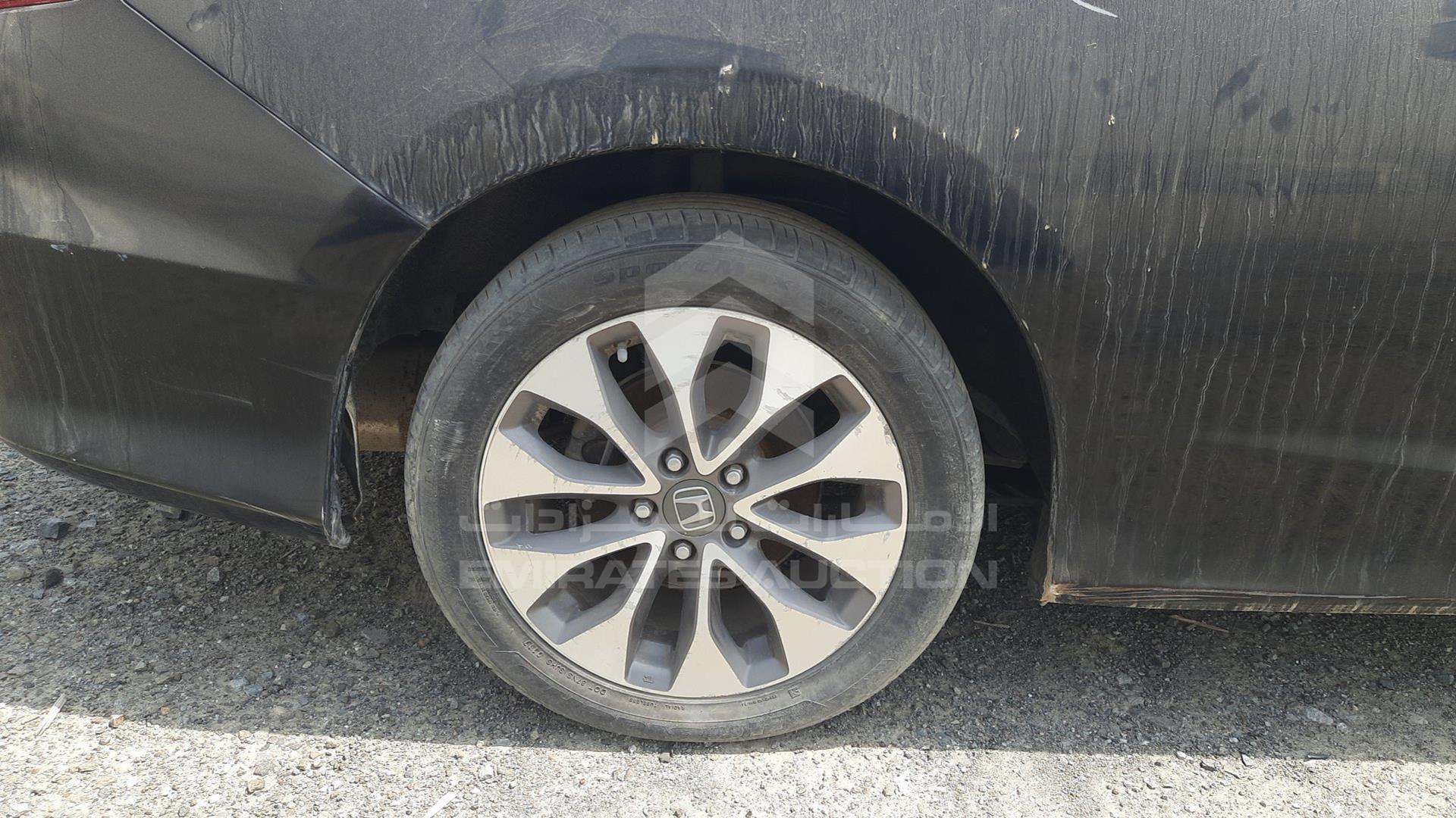 2014 HONDA ACCORD VIN: 1HGCT1271EA600601