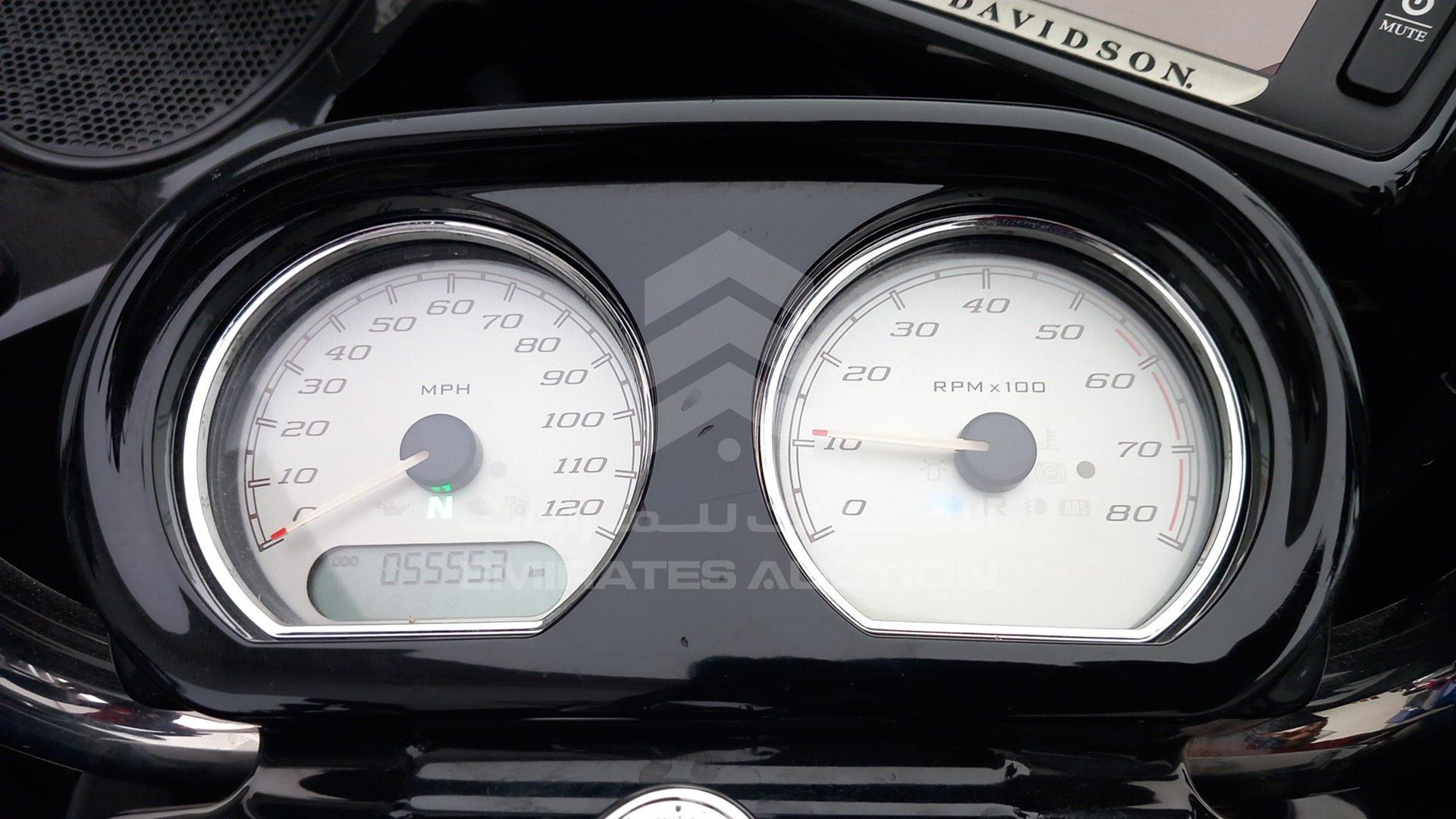 2015 HARLEY-DAVIDSON FLHXS VIN: 1HD1KTM13FB628746