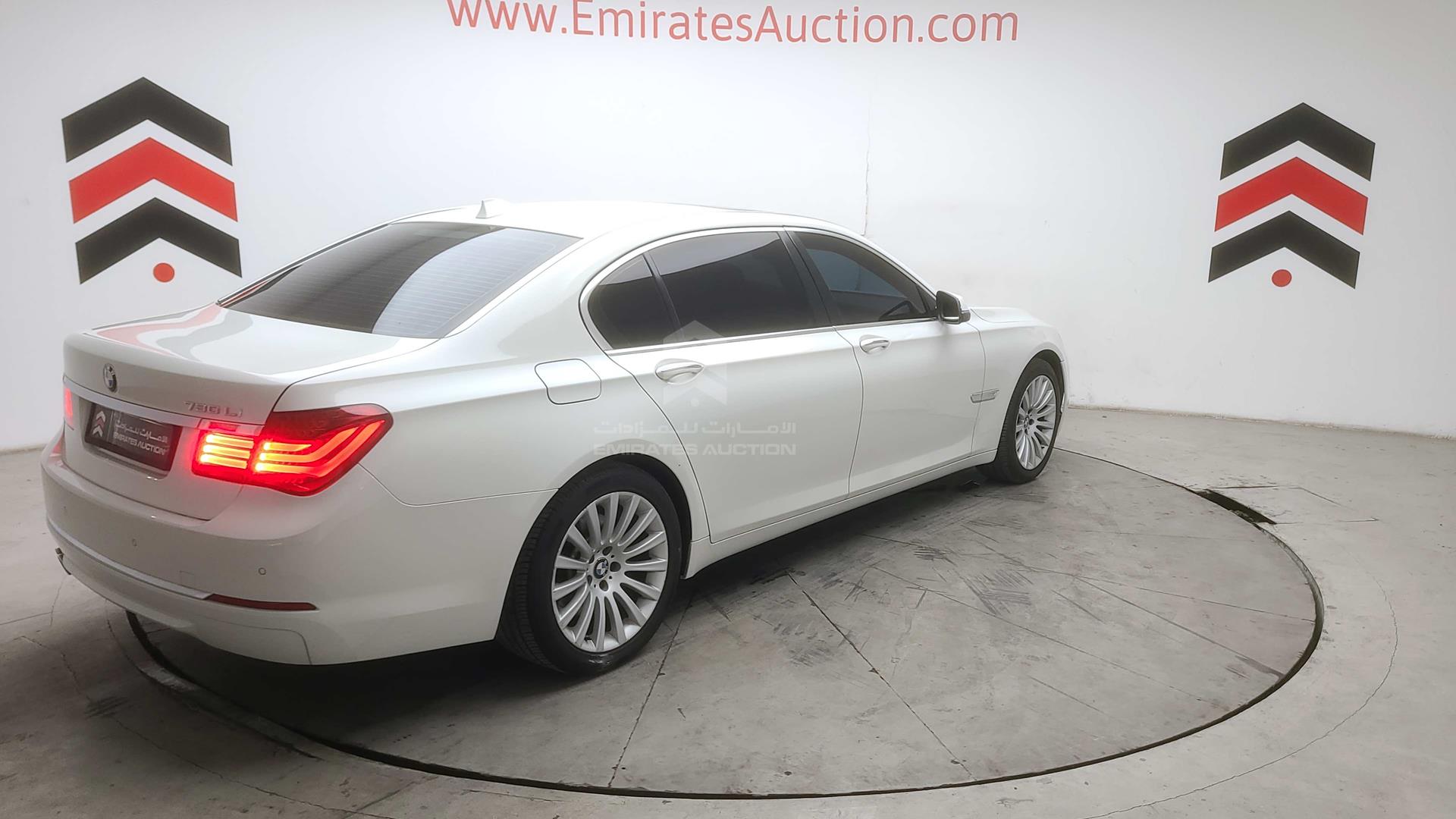 2014 BMW 730 VIN: WBAYE2102ED309335