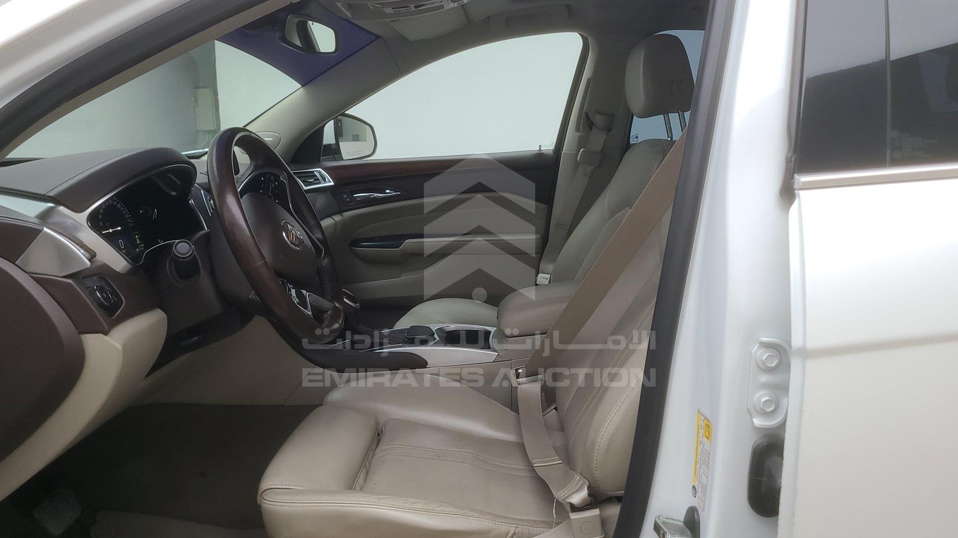 3GYFN9E32FS556311 - 2015 Cadillac SRX - #428187