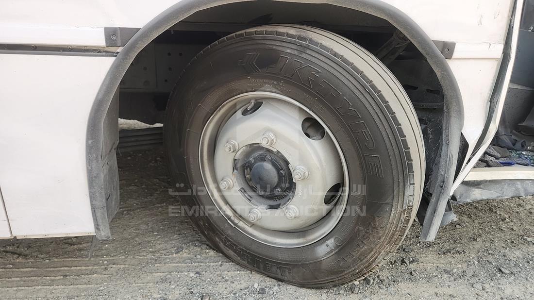 تاتا LPO 916 2026 — الإطار الأمامي الأيمن — صورة 27