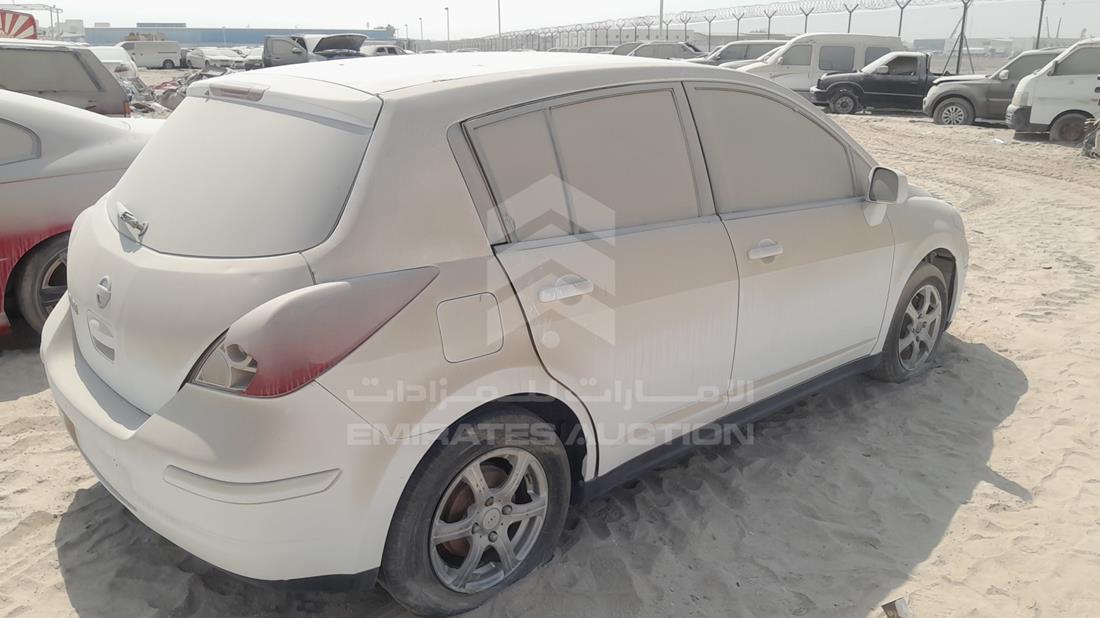 2013 Nissan Tiida — Rear Right Angle — Photo 8