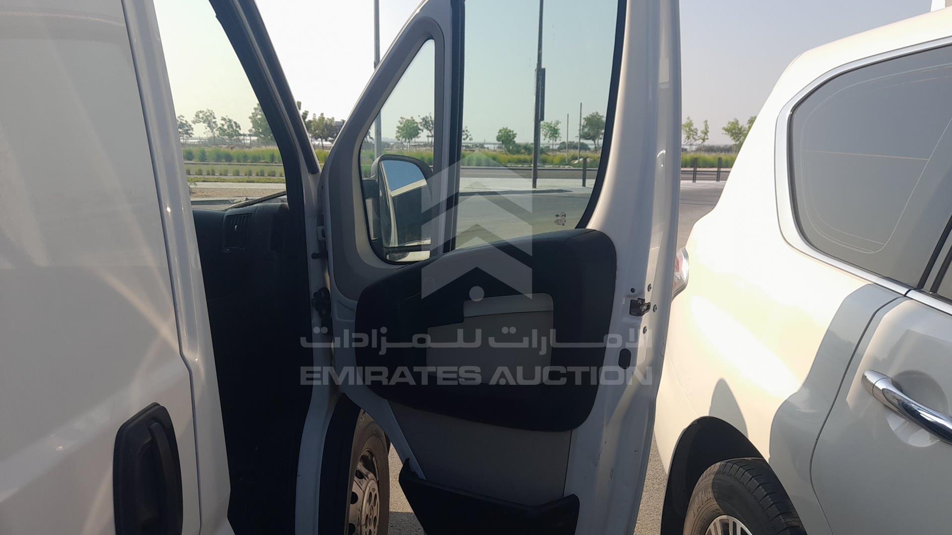 2018 PEUGEOT BOXER VIN: VF3YEZMF3J2E59383