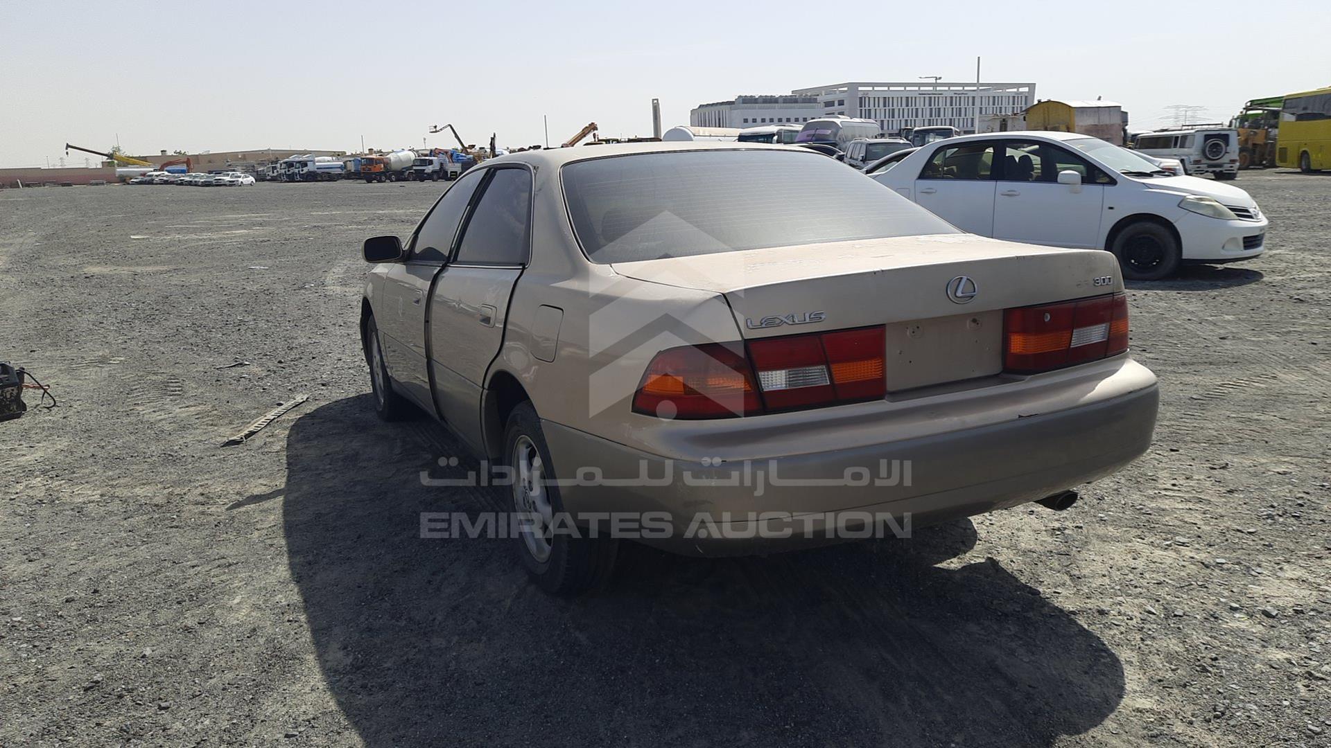 1999 LEXUS ES 300 VIN: JT8BF28G4X0165661