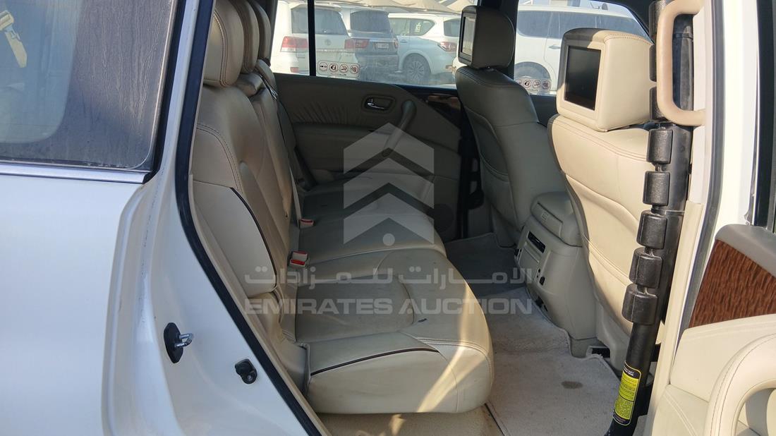 نيسان باترول 2019 — زاوية الراكب الخلفي اليمنى — صورة 20