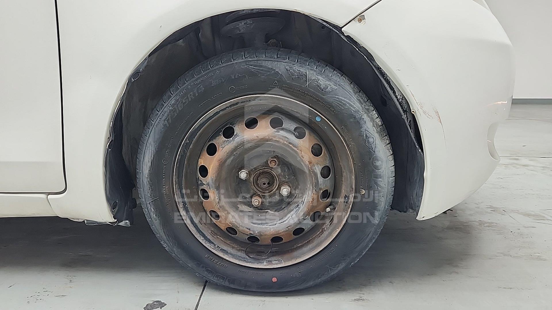 2008 TOYOTA YARIS VIN: JTDKW923785098302