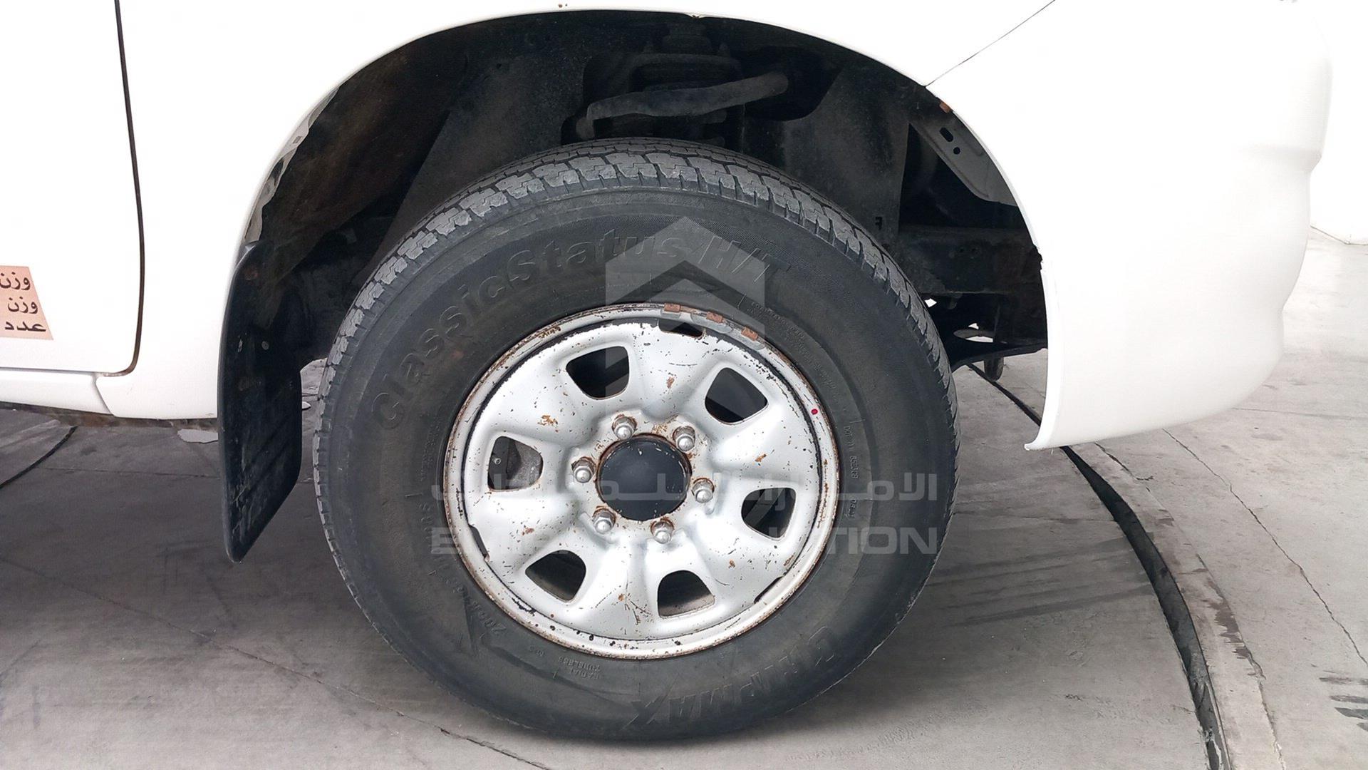 2013 TOYOTA HILUX VIN: MR0FX22G6D1362900