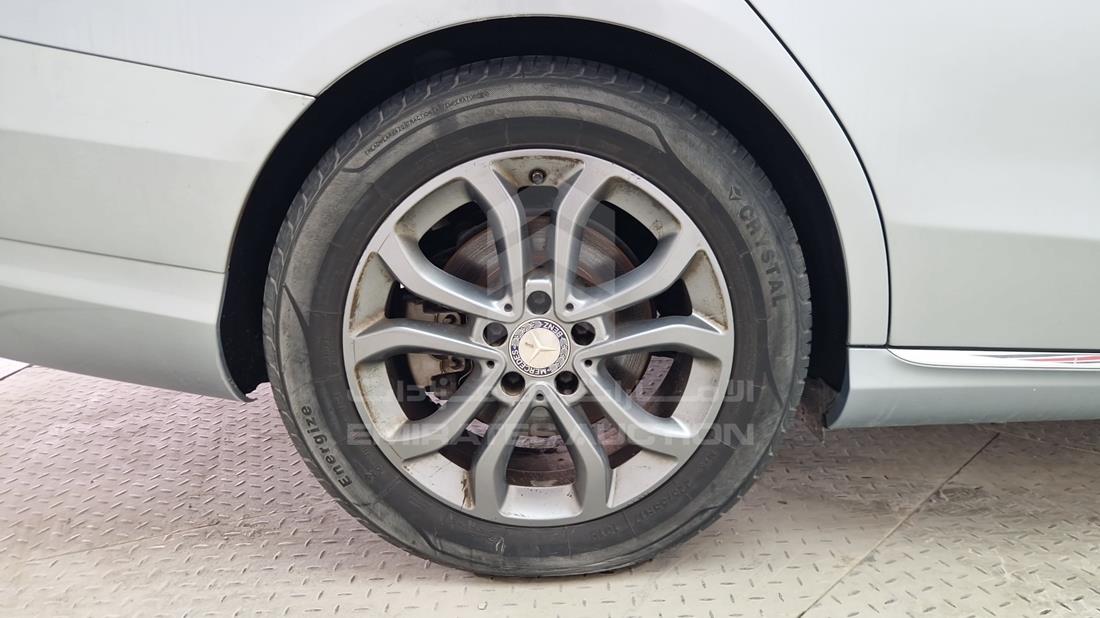 2016 Mercedes C 200 — Rear Right Tyre — Photo 30