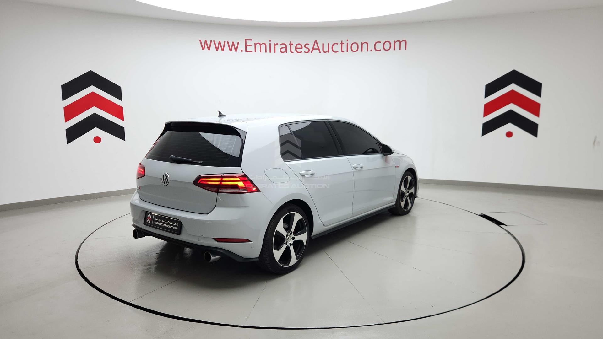 2018 VOLKSWAGEN GOLF VIN: 3VW547AU7JM267992