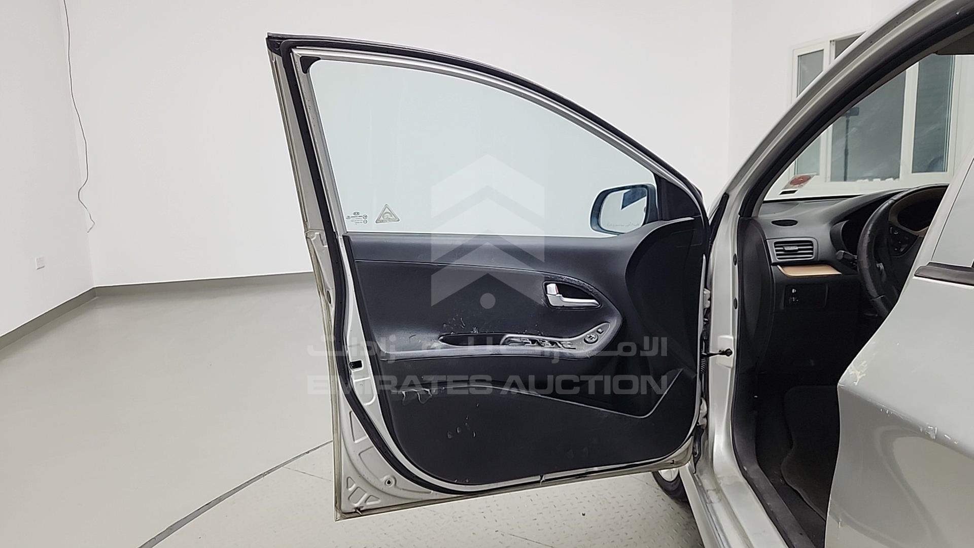 2012 KIA PICANTO VIN: KNABX5121CT184415