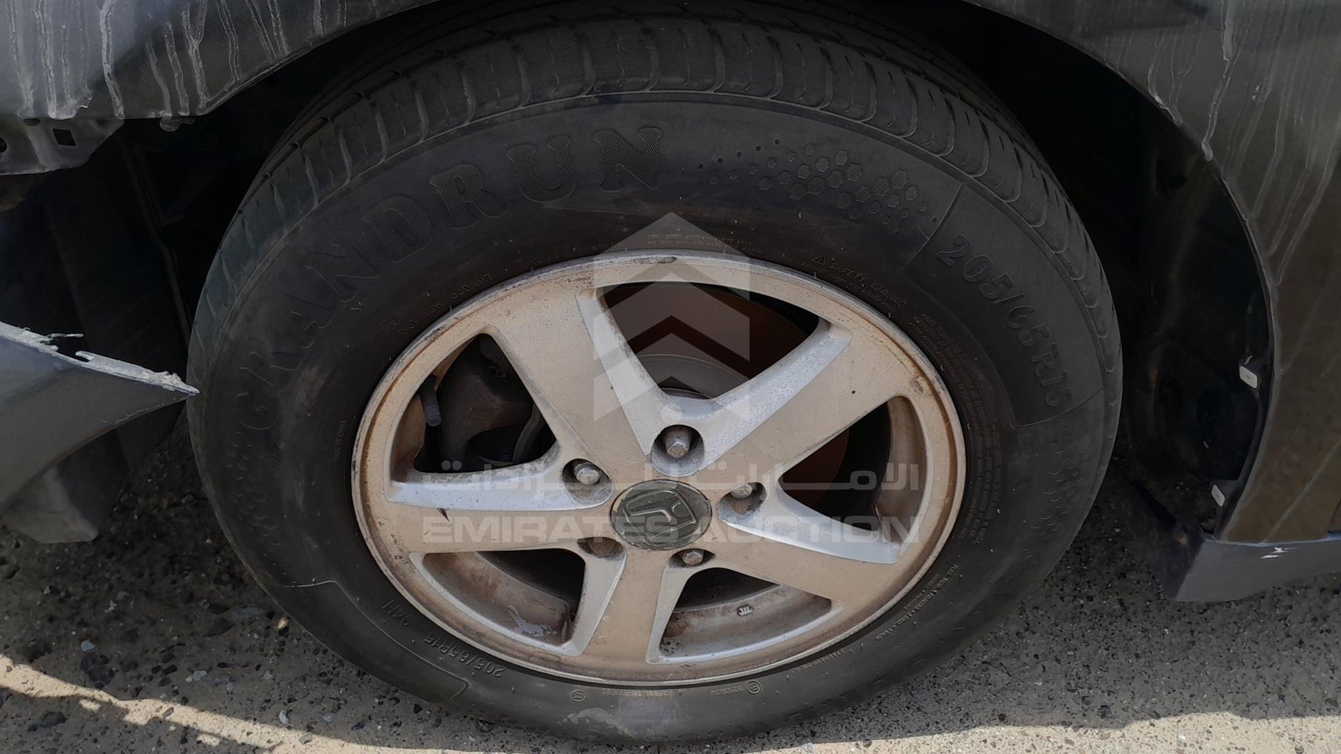2004 HONDA ACCORD VIN: JHMCM56544C411132