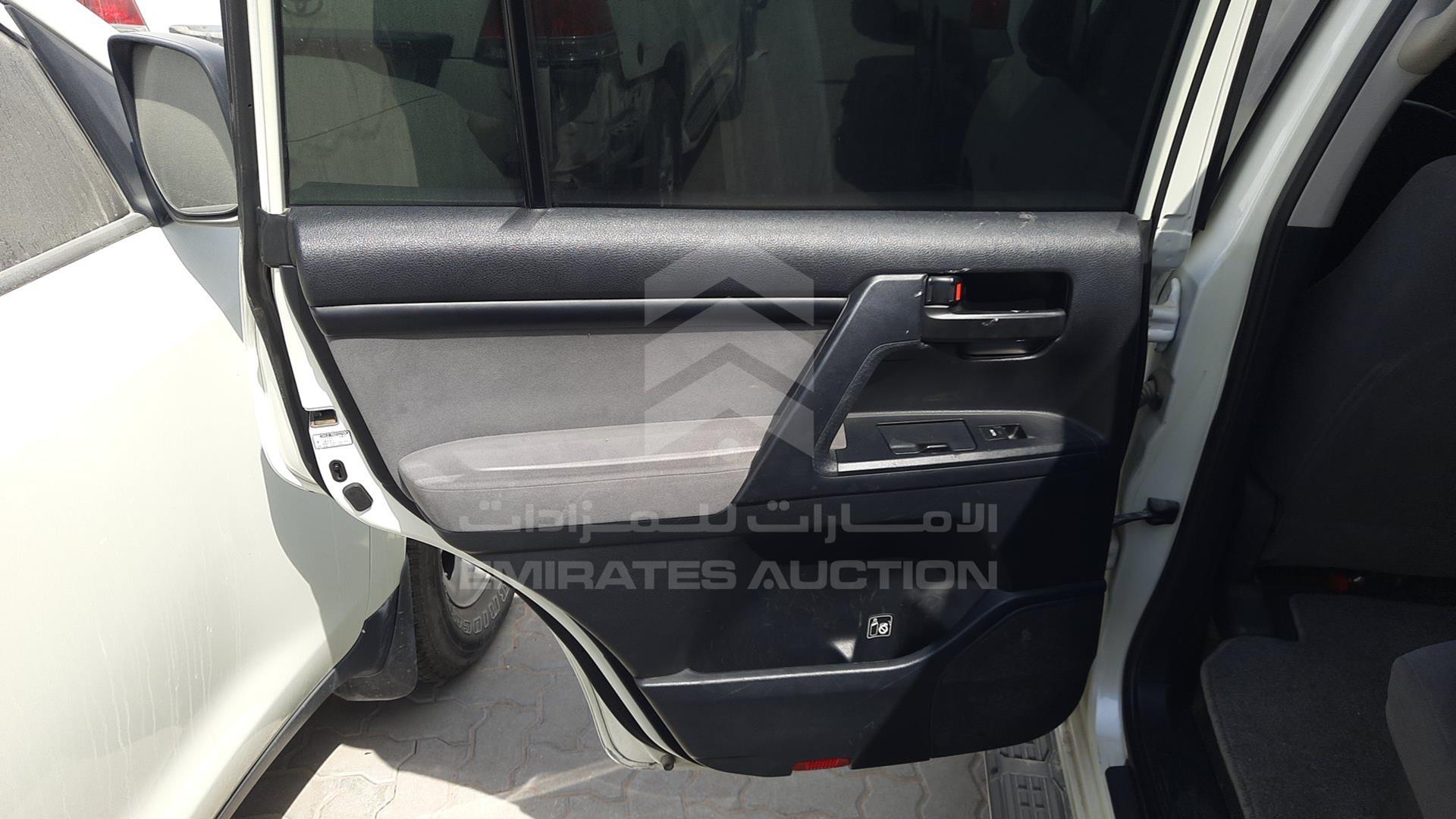 2010 TOYOTA LAND CRUISER VIN: JTMDU09J9A4028309