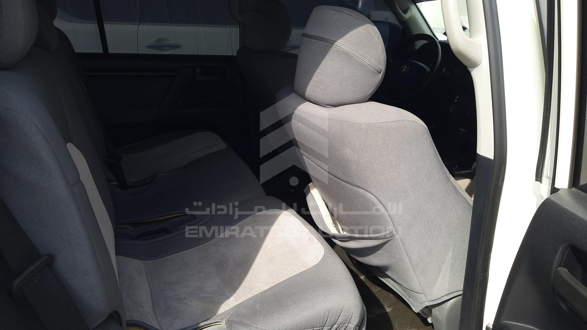 2011 TOYOTA LAND CRUISER VIN: JTMDU09J0B4034839
