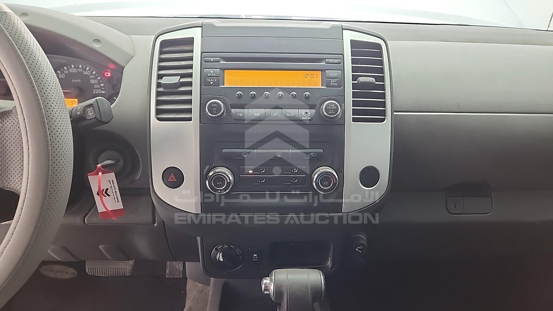 2015 NISSAN XTERRA VIN: 5N1AN0N63FN665727