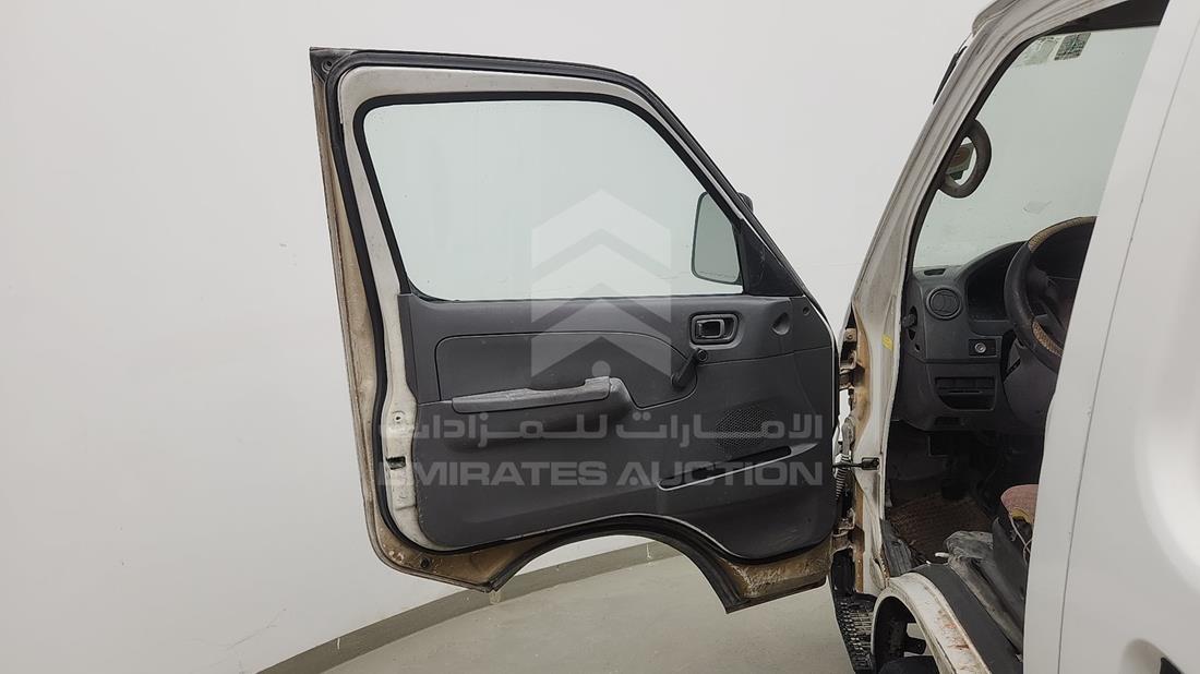 2005 Nissan Urvan — Front Left Door — Photo 5