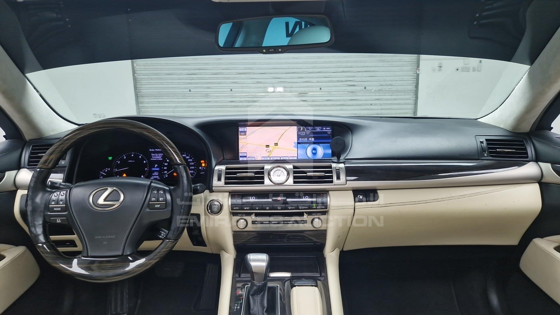 2013 LEXUS LS 460 VIN: JTHCL1EFXD5016138