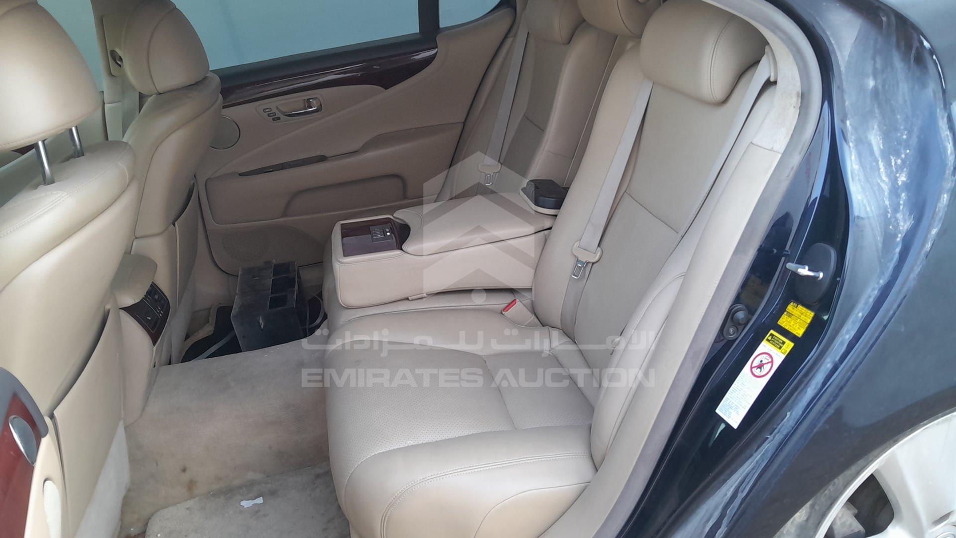 2008 LEXUS LS 460 L VIN: JTHGL46F385025805