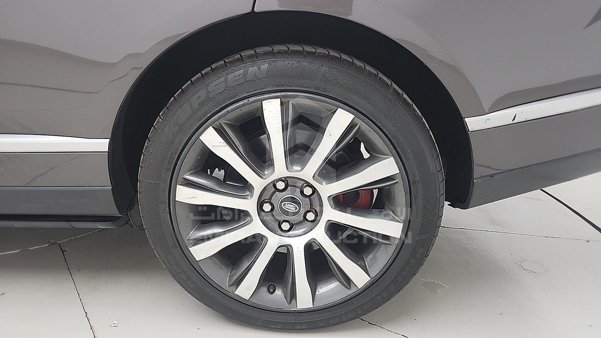 2016 RANGE ROVER VOGUE VIN: SALGA2EF4GA302649