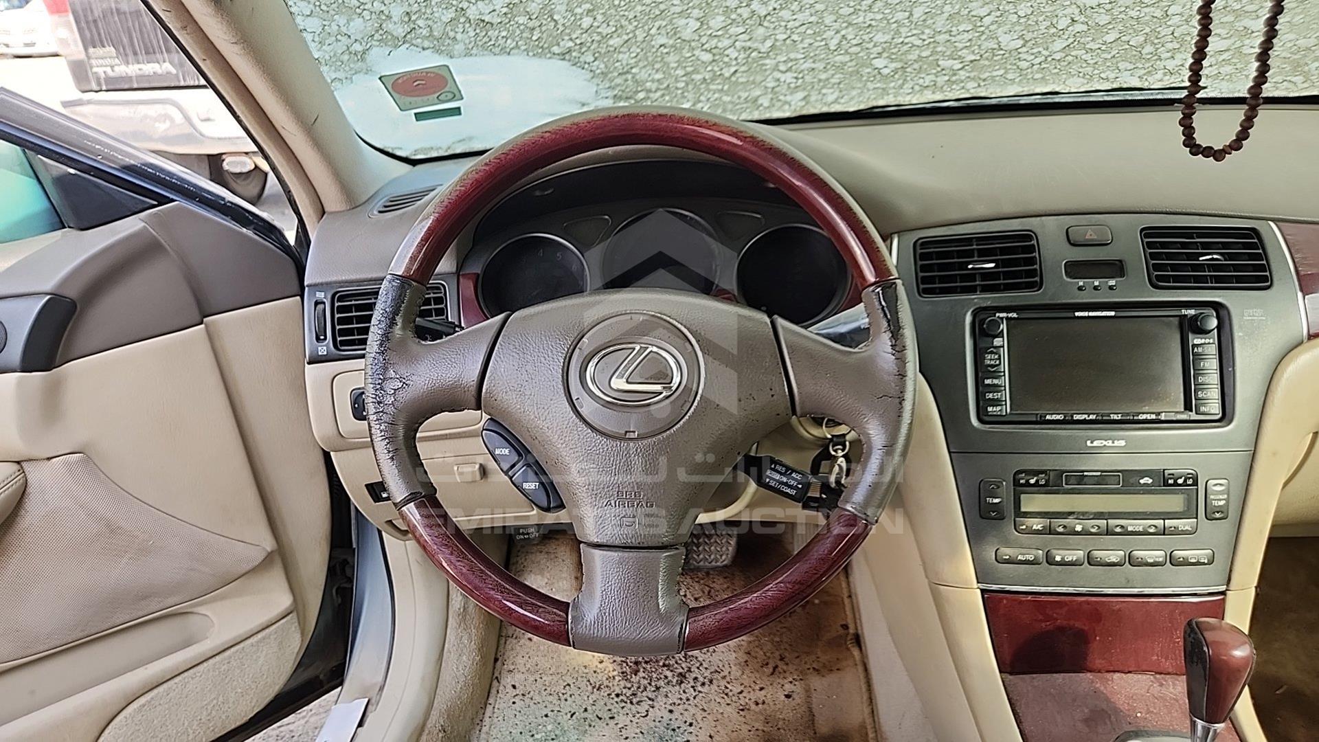 2004 LEXUS ES 330 VIN: JTHBA30G445005214