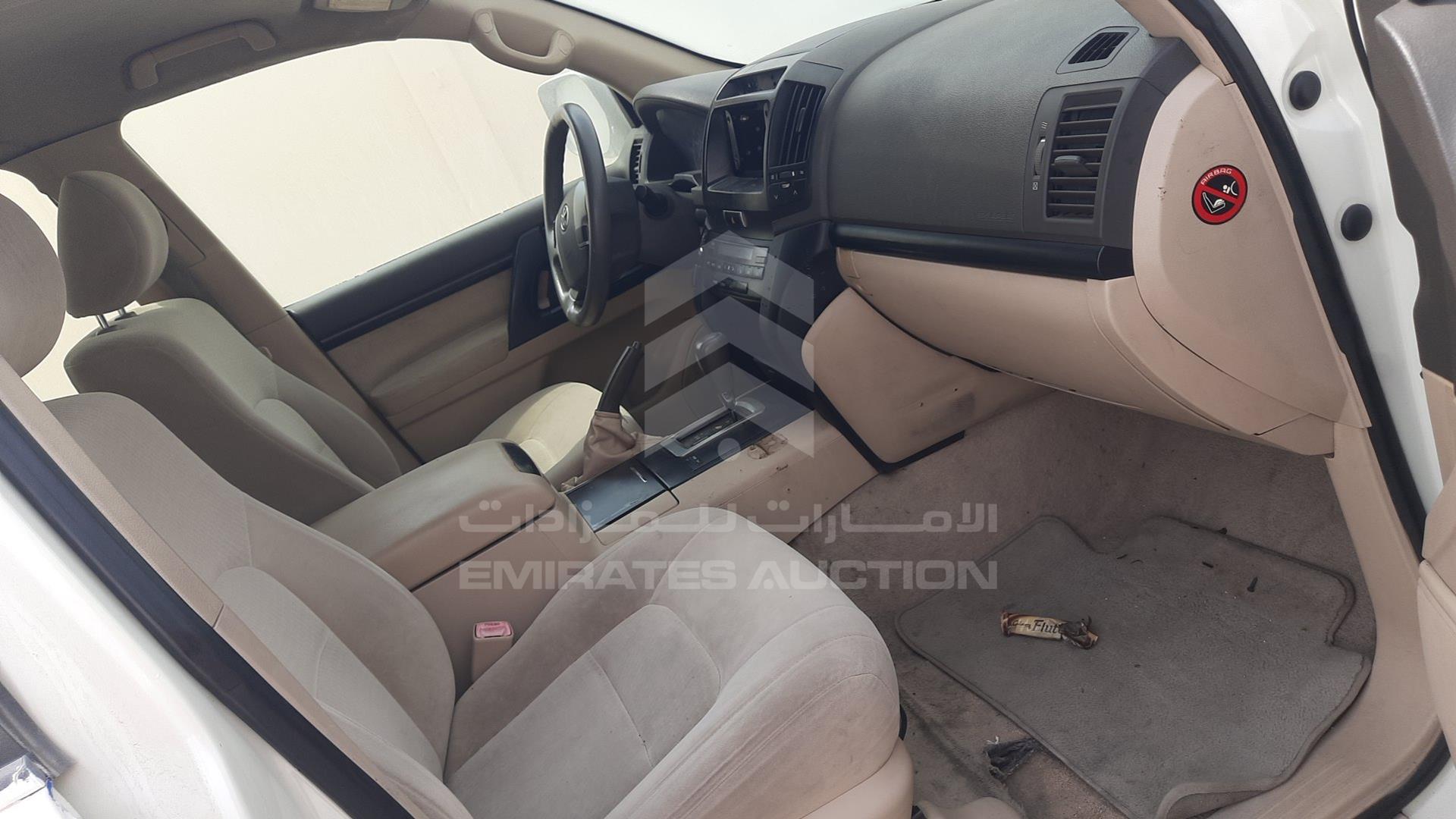 2013 TOYOTA LAND CRUISER VIN: JTMDU09J8D4064092
